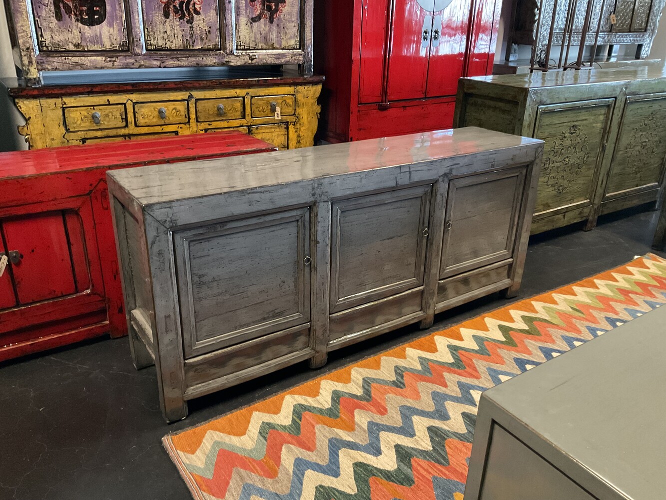 3 deurs dressoir gelakt hoogglans