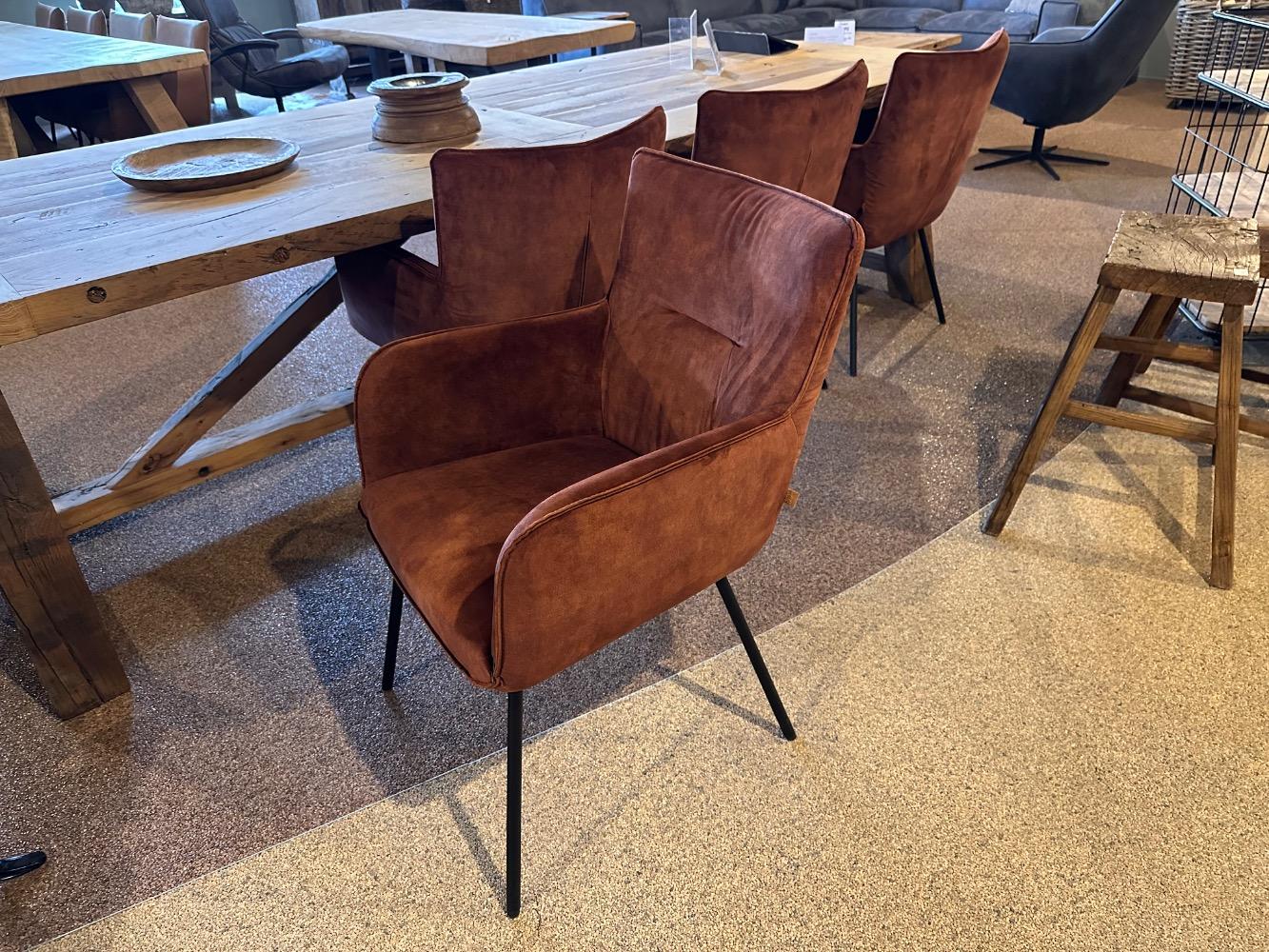 4 Showroom stoelen Freya in Adore