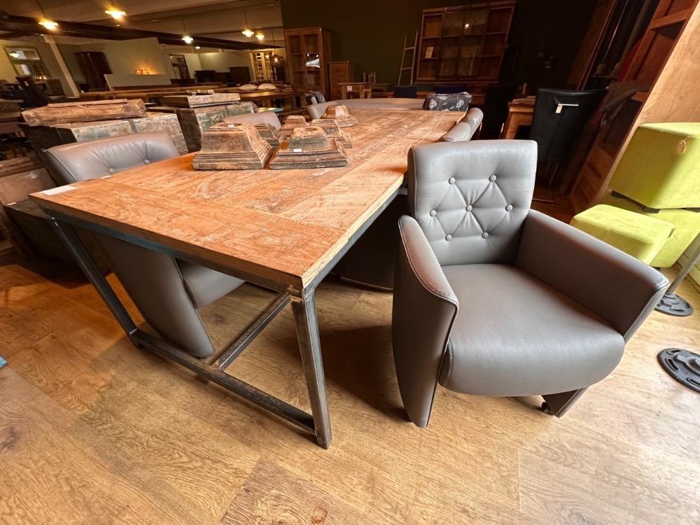 6x Eetkamerstoel op wielen 