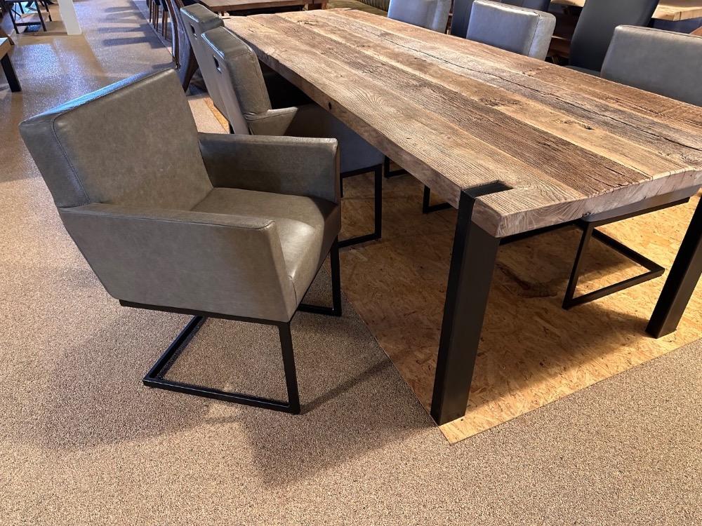 6x Showroomstoel in leder 