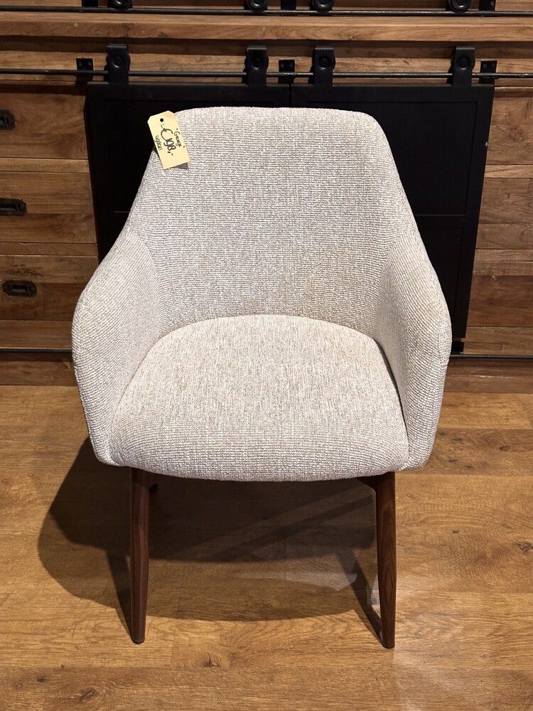 Armstoel George in Lodge Linnen