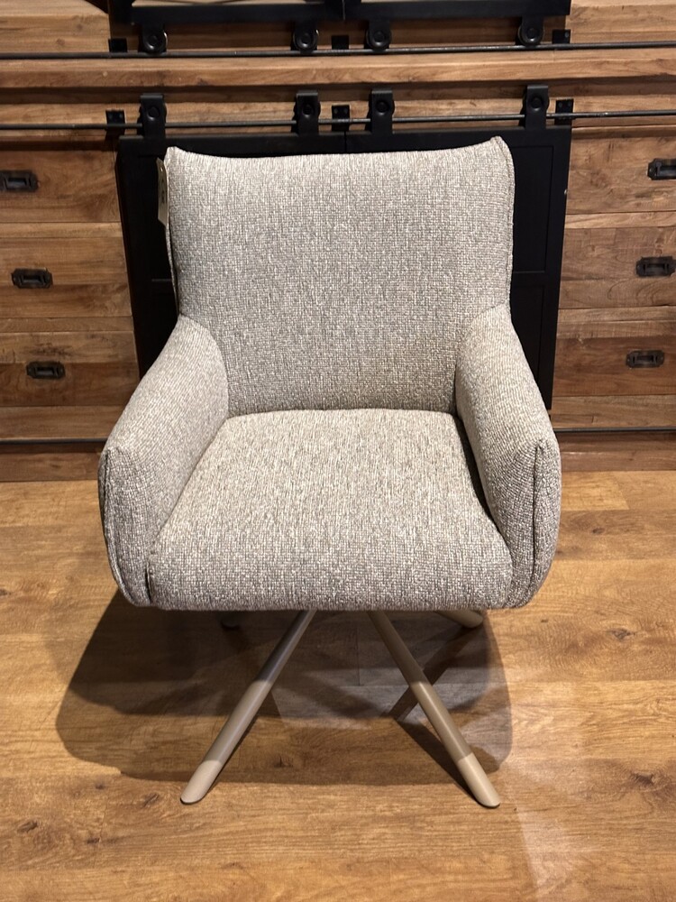 Armstoel Jonas in Lodge Shiitake frame Sandy Beige