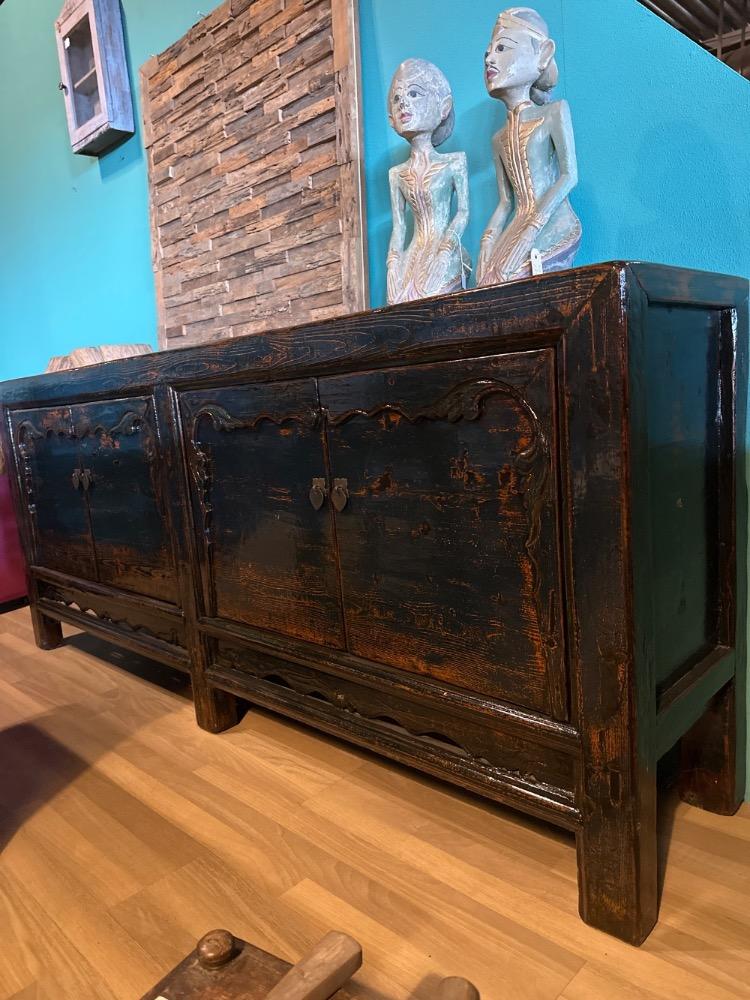 Dressoir gelakt hoogglans