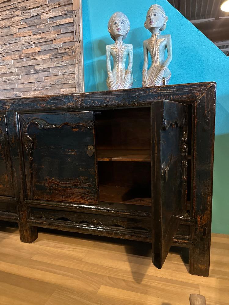 Dressoir gelakt hoogglans