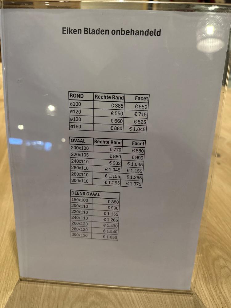 Eettafel eiken Deens ovaal