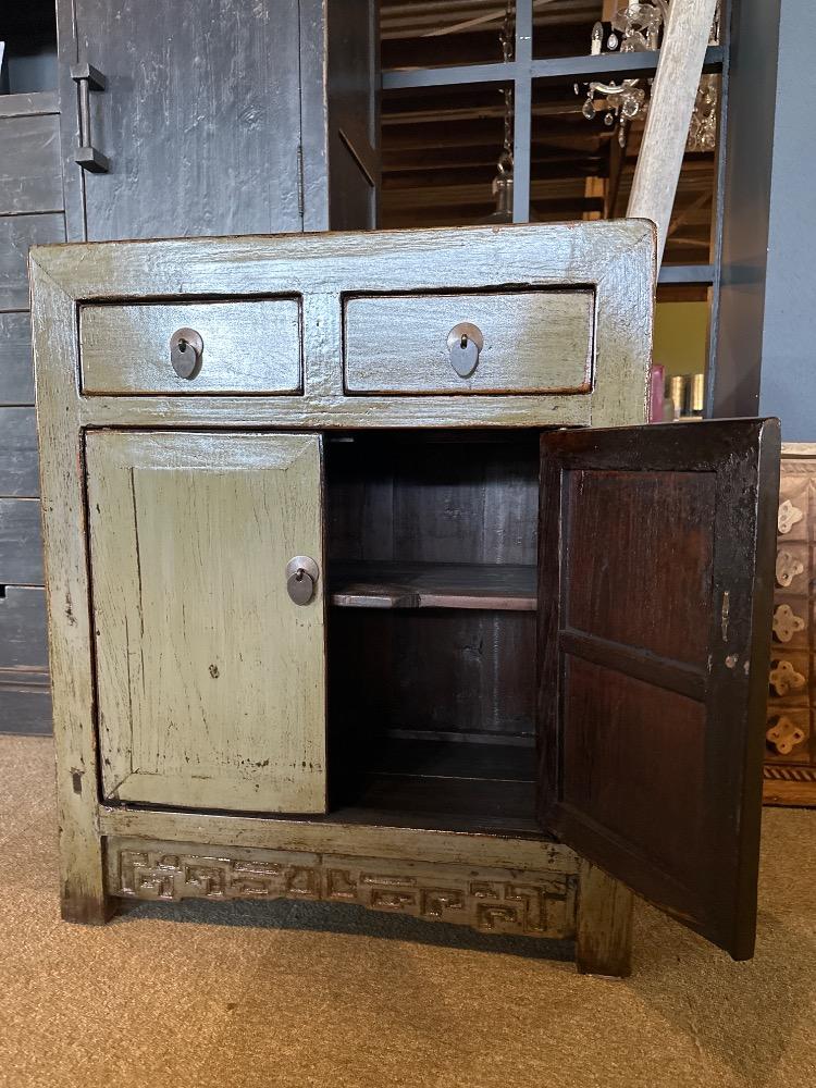 Kastje gelakt hoogglans