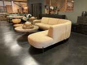 Loungebank Axel 2,5-zits met ronde hoek en ottoman in stof Gear