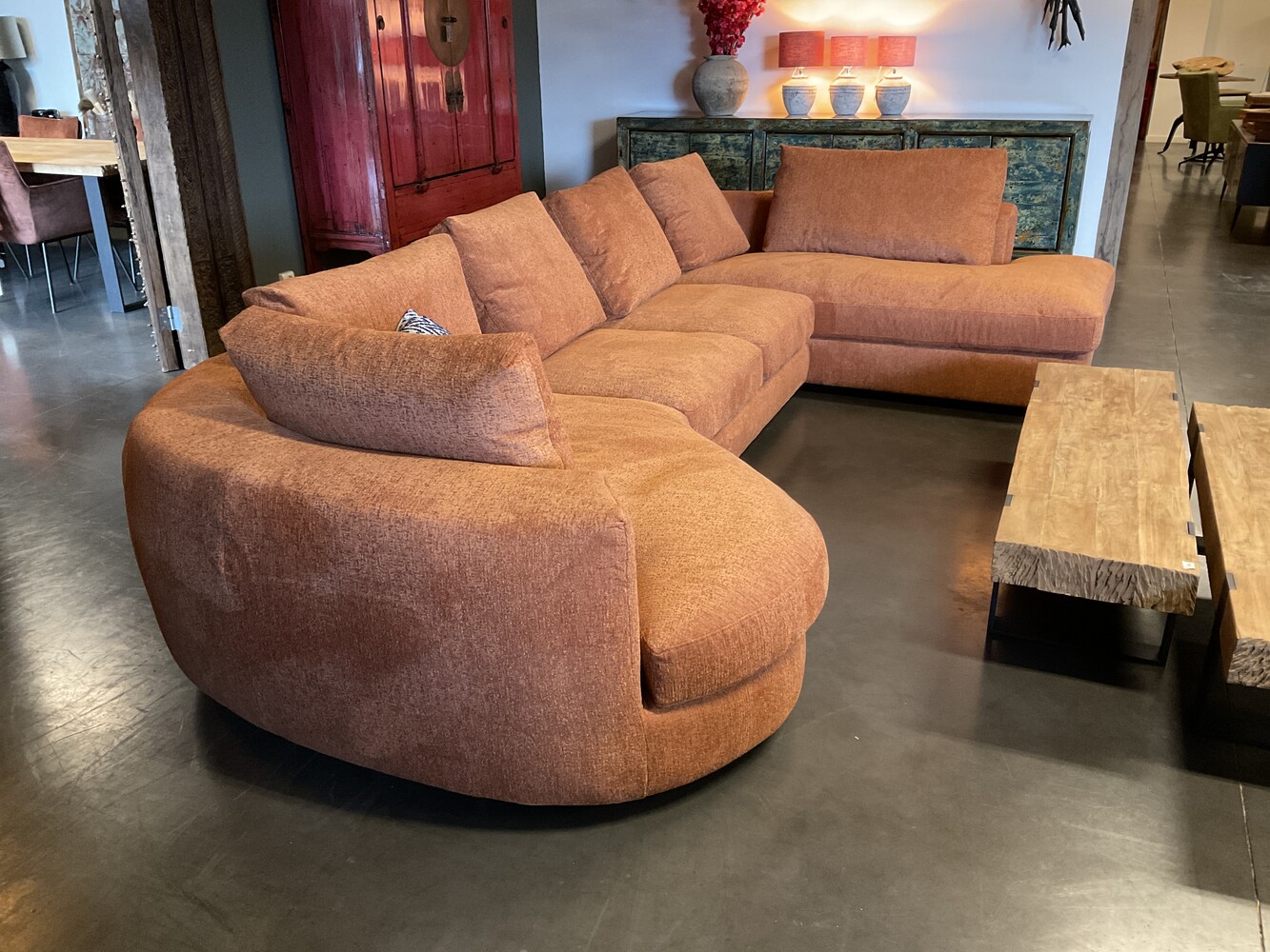 Loungebank Moni Eiland + 2 zits + Long Chaire in stof Morbi Terracotta