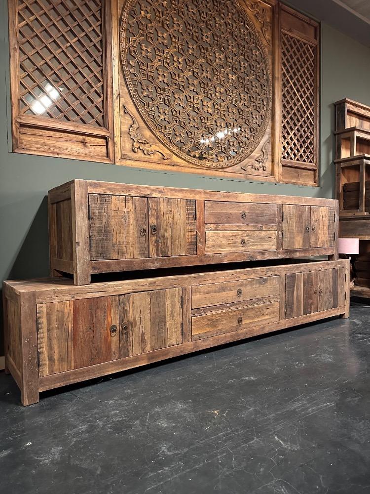 Robuust Tv meubel landelijk 220