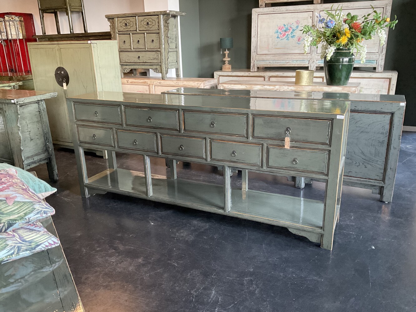 Sidetable 9 lades gelakt hoogglans