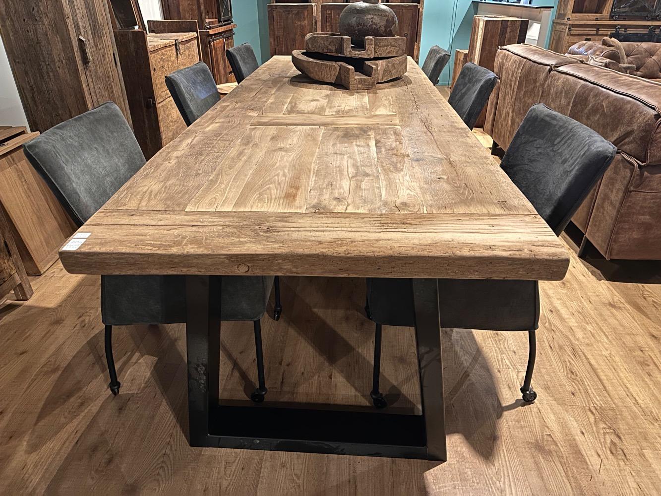 Tafel oud eiken 