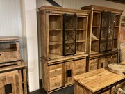 Vitrinekast Earth Industrieel 2 deur 8 lades Mango